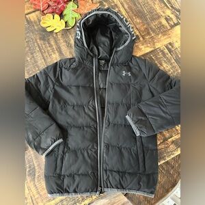 Boy’s Under Armour Black Puff Jacket with Hood, Youth Medium